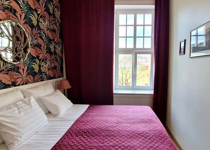 Classic Apartments In Old Town